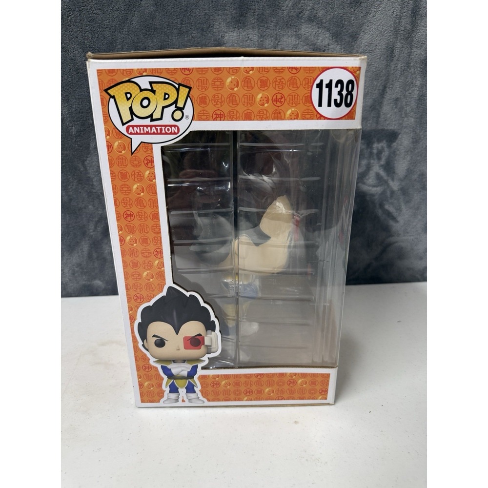 Funko Pop! Vinyl Jumbo 10 in: Dragon Ball - Vegeta - GameStop (Exclusive) #1138 - Picture 4 of 5